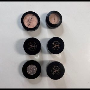 Makeup bundle